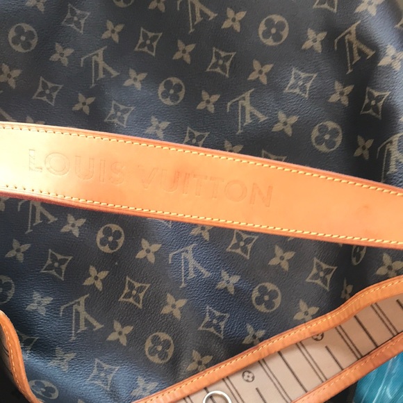 ✨AUTHENTIC✨ SLOUCHY HOBO Louis Vuitton bag - Picture 6 of 14